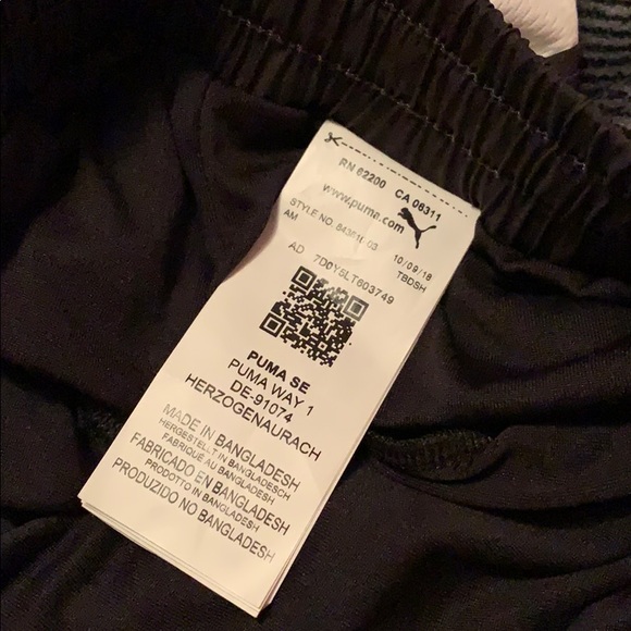 Puma athletic running shorts black stripe SE way small S - Picture 5 of 7